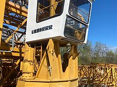 Liebherr 140 EC-H 10
