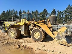 Komatsu WA600-6