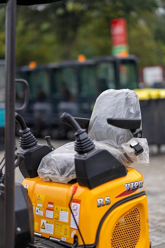 KINGWAY DEUTSCHLAND e. K. ANGEBOT Minibagger VIP 12 RS KUBOTA JOYSTICK Kingway Deutschland