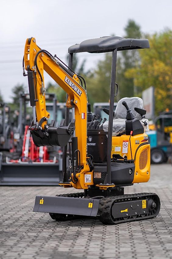 KINGWAY DEUTSCHLAND e. K. ANGEBOT Minibagger VIP 12 RS KUBOTA JOYSTICK Kingway Deutschland
