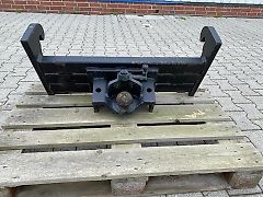 Schlepperaufnahme mit Kugelkopf