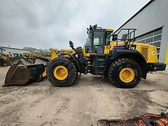 Komatsu WA475-10E0