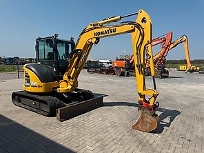 Komatsu PC45 MR-5 Bagger, Minibagger 2017 4535h (26000€ netto) Komatsu PC45 MR-5 Bagger, Minibagger 2017 4535h (26000€ netto)